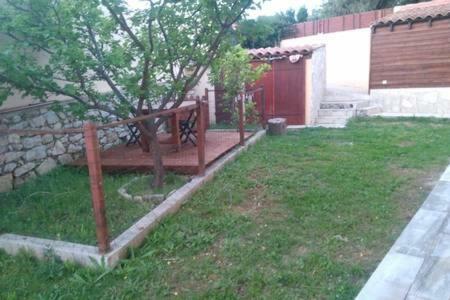 Tres Confortable Studio Maison Au Pied Dufaron Toulon Exterior foto